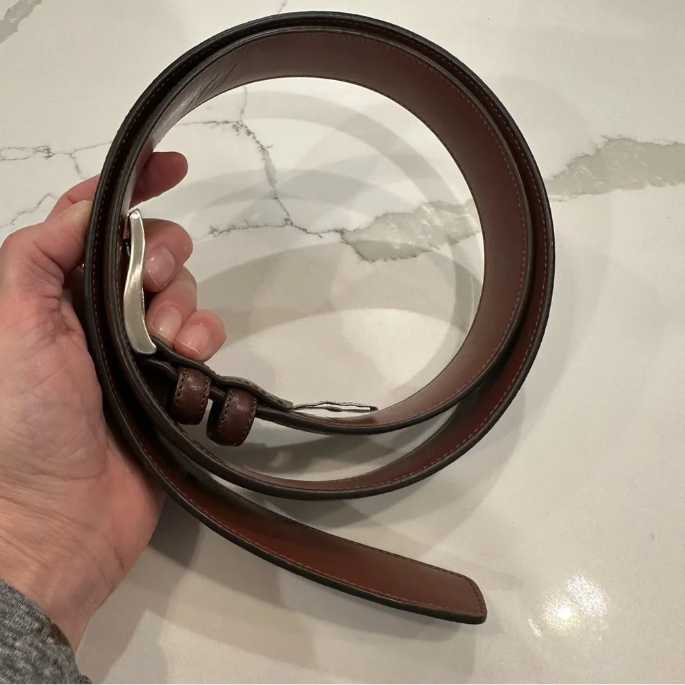 Perry Ellis Portfolio Mens Brown Leather Belt Silver Buckle Sz 36 Career Casual
